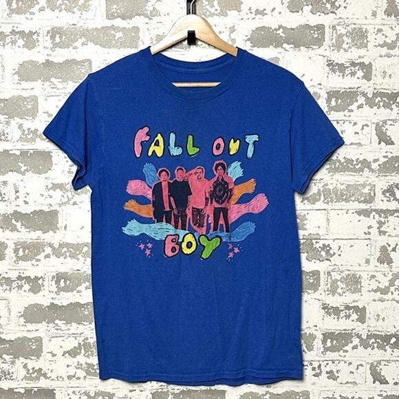 Fall Out Boy Hella Mega Tour Shirt Size Small Pop Punk Emo Y2K - Picture 1 of 6